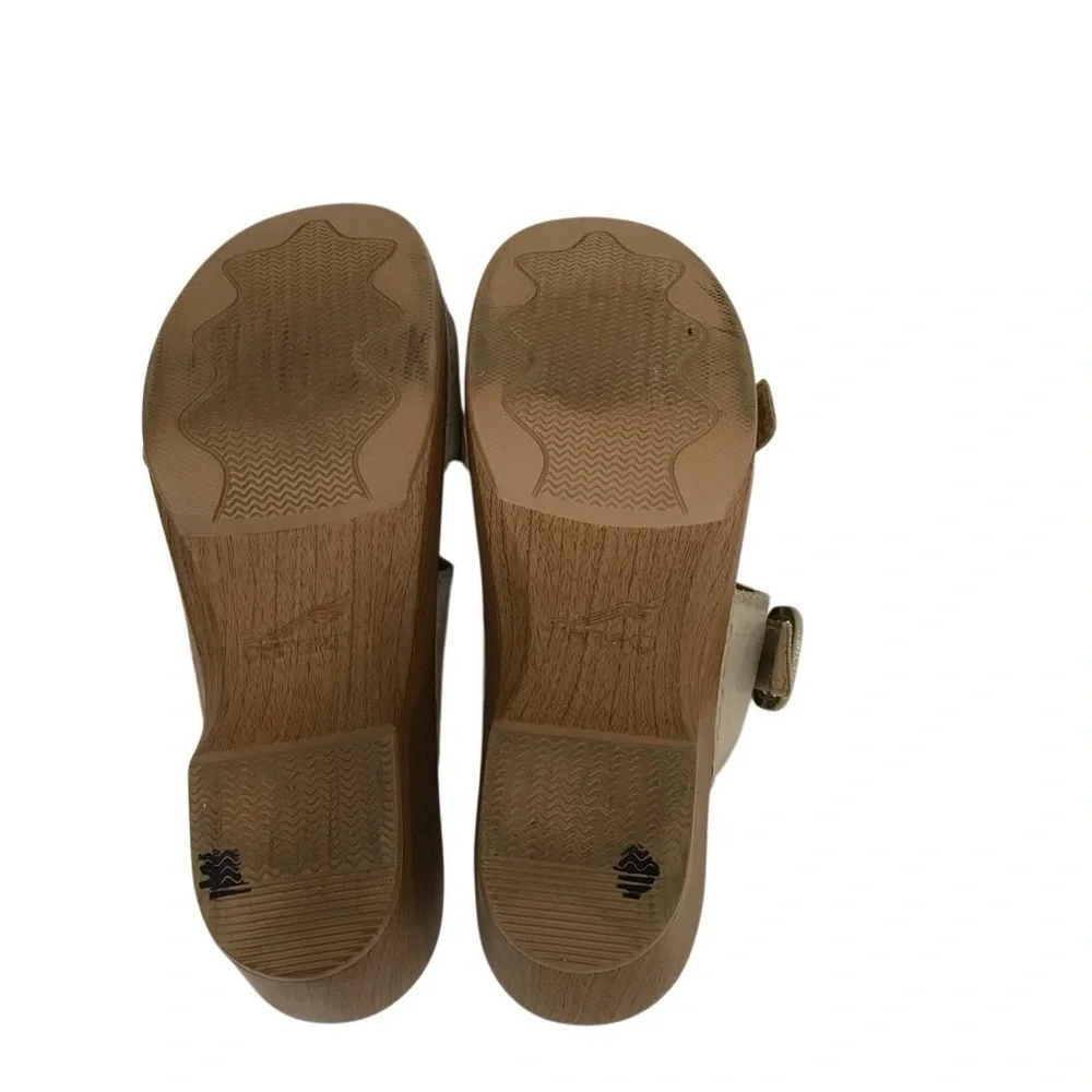 Dansko Sophie Metallica Slip On Leather sandal Champagne Gold Wize 40
